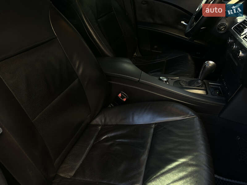 Седан BMW 5 Series 2003 в Николаеве