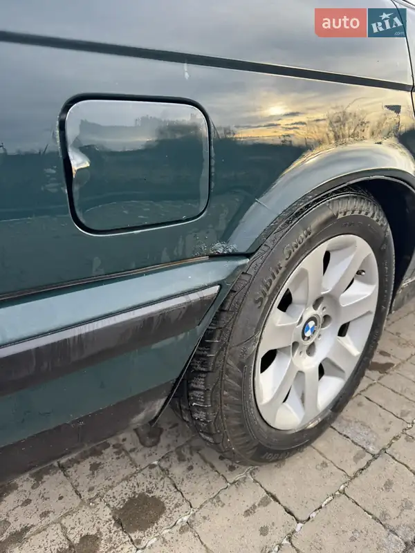 BMW 5 Series 1993 VIN WBAHA71060GG54080 фото оголошення 10 з 52