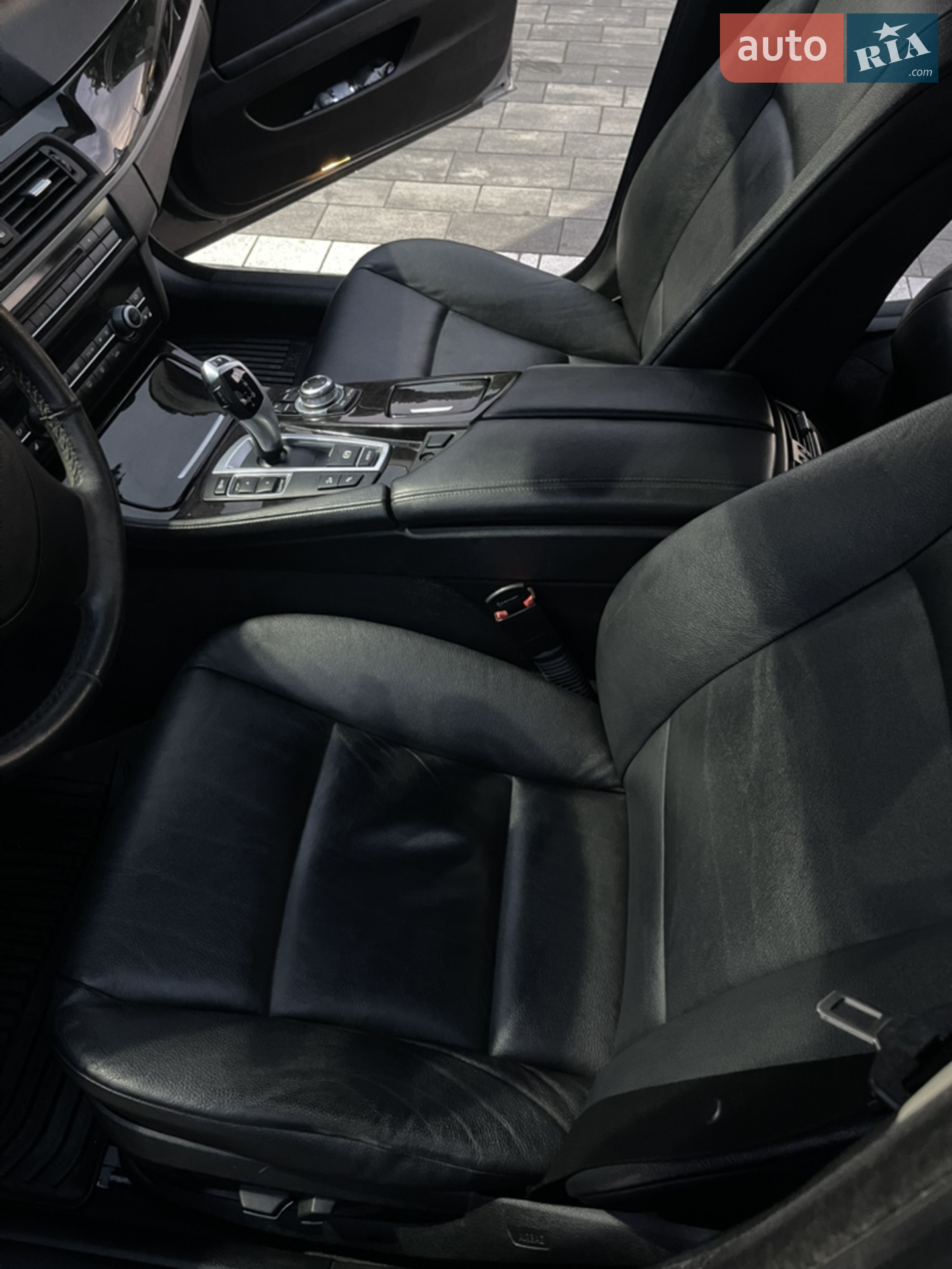 2012 BMW 5er - мініатюра 8