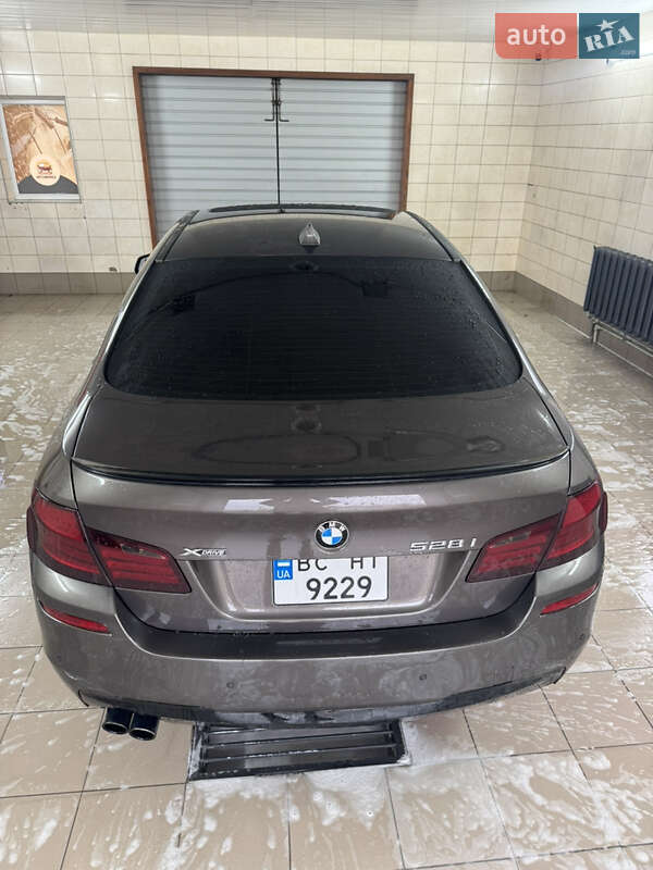 Седан BMW 5 Series 2012 в Жовкве фото 5 Седан BMW 5 Series 2012 в Жовкве