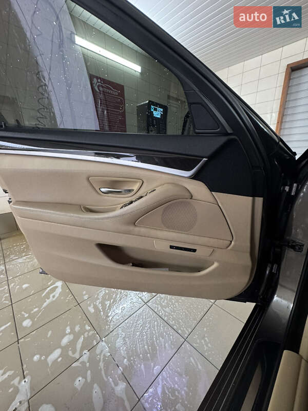 Седан BMW 5 Series 2012 в Жовкве фото 28 Седан BMW 5 Series 2012 в Жовкве