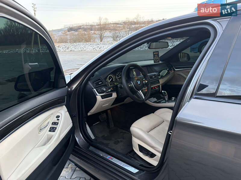 Седан BMW 5 Series 2013 в Черновцах
