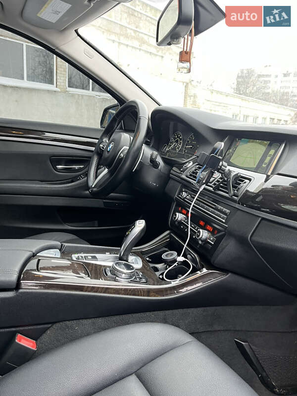 Седан BMW 5 Series 2013 в Чернігові