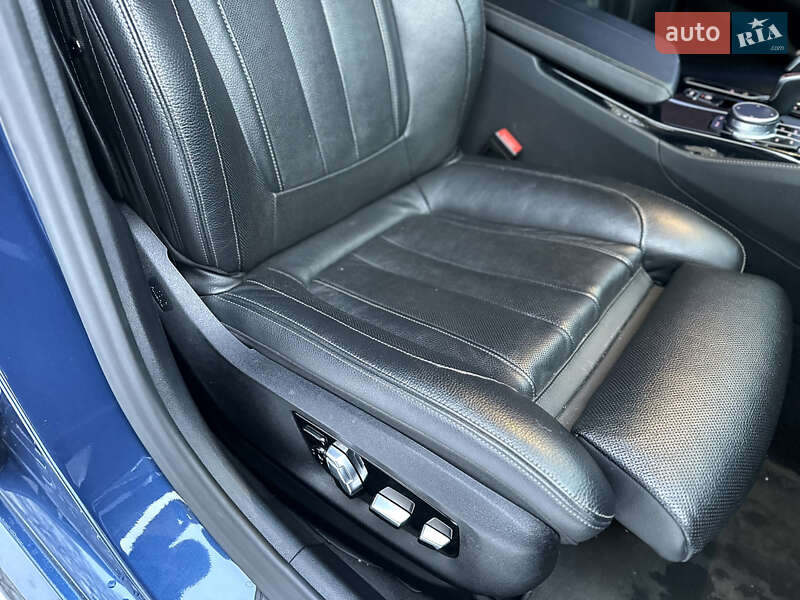 Седан BMW 5 Series 2020 в Тернополе