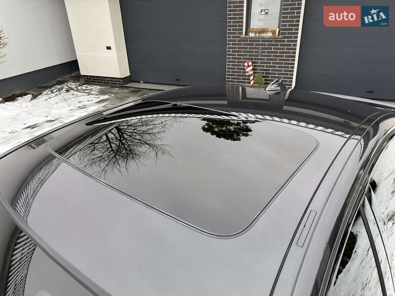 Седан BMW 5 Series 2017 в Мукачевому