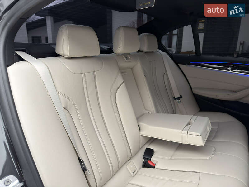 Седан BMW 5 Series 2017 в Мукачевому