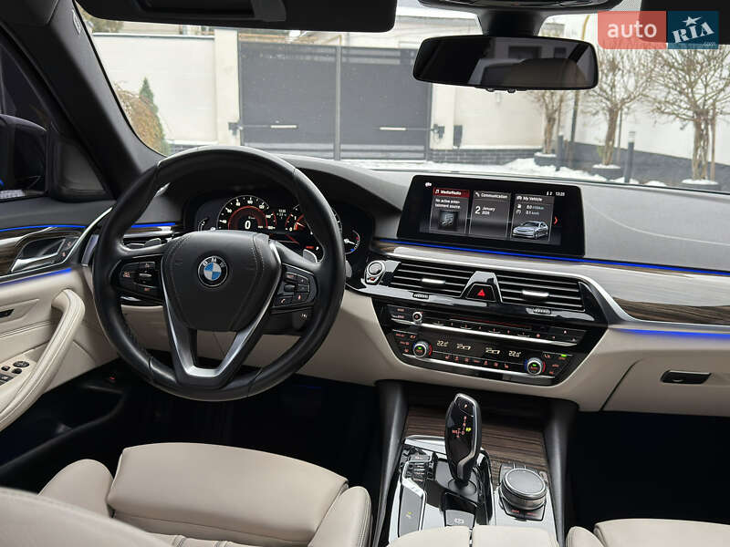 Седан BMW 5 Series 2017 в Мукачевому