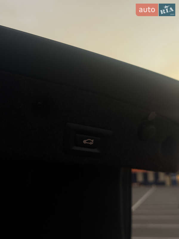 Седан BMW 5 Series 2012 в Одесі