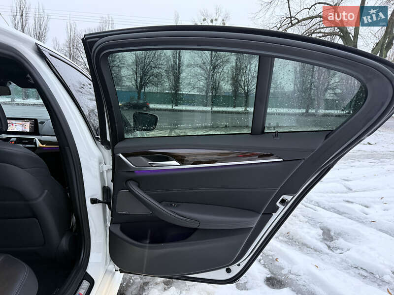 Седан BMW 5 Series 2020 в Харькове фото 17 Седан BMW 5 Series 2020 в Харькове