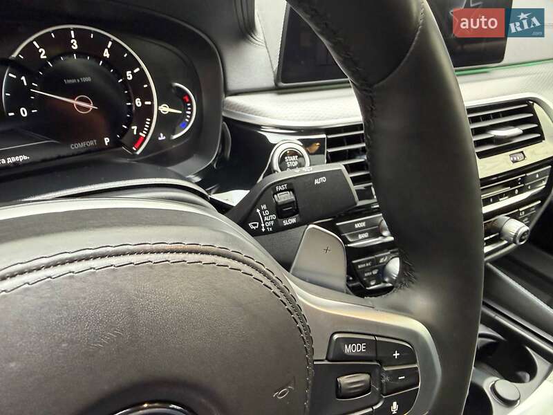 Седан BMW 5 Series 2017 в Киеве