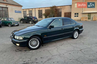 Седан BMW 5 Series 2000 в Немирове