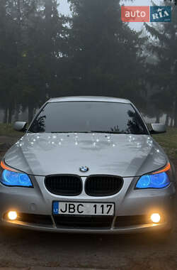 Седан BMW 5 Series 2005 в Дубні