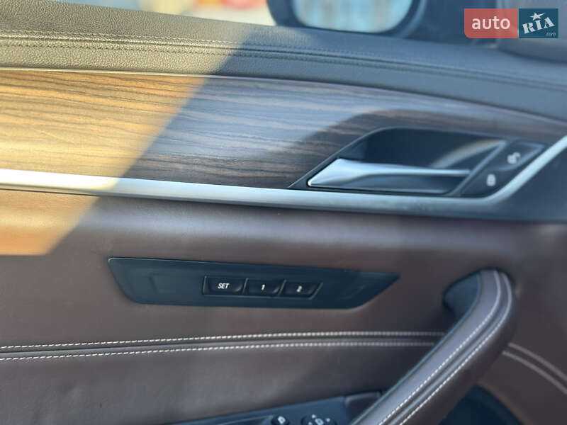 Седан BMW 5 Series 2017 в Киеве фото 15 Седан BMW 5 Series 2017 в Киеве