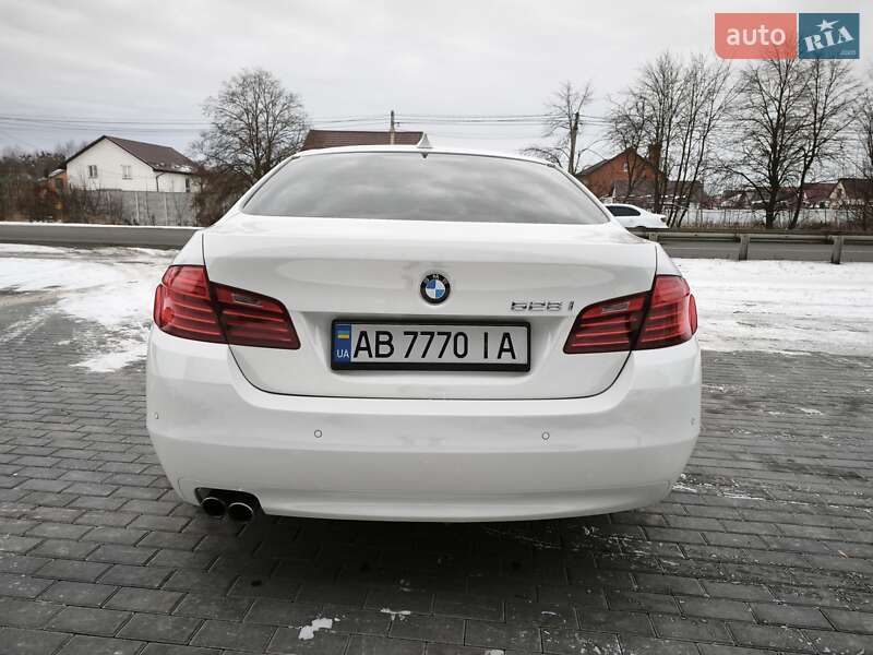Седан BMW 5 Series 2014 в Вінниці