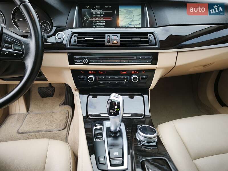 Седан BMW 5 Series 2014 в Вінниці