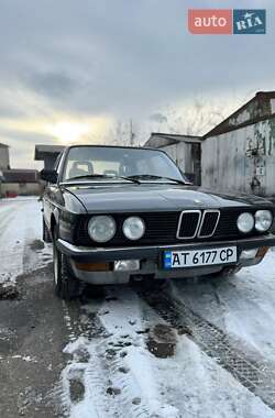 Седан BMW 5 Series 1987 в Ивано-Франковске