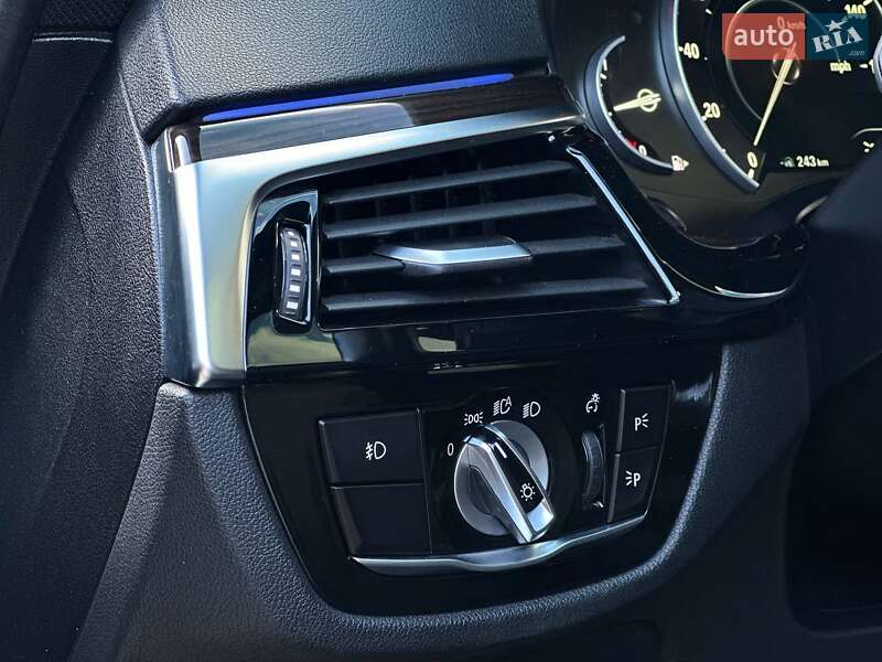 Седан BMW 5 Series 2018 в Києві