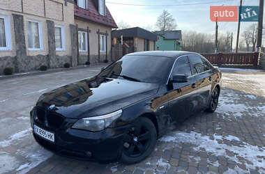 Седан BMW 5 Series 2004 в Калуше