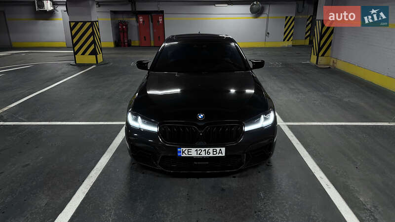 Седан BMW 5 Series 2017 в Києві
