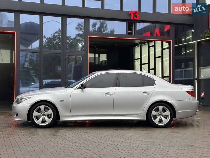 Седан BMW 5 Series 2007 в Ровно