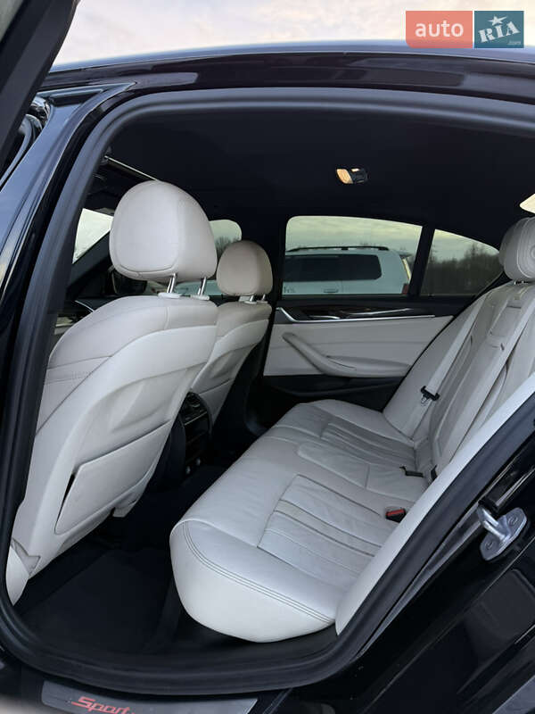 Седан BMW 5 Series 2018 в Хмельницькому
