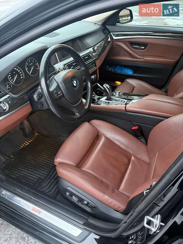 Седан BMW 5 Series 2015 в Запорожье