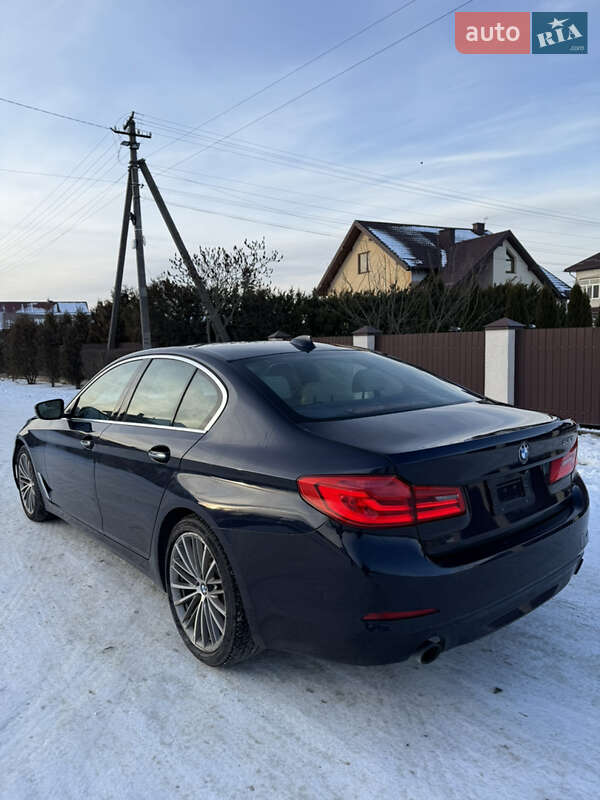 Седан BMW 5 Series 2017 в Львове