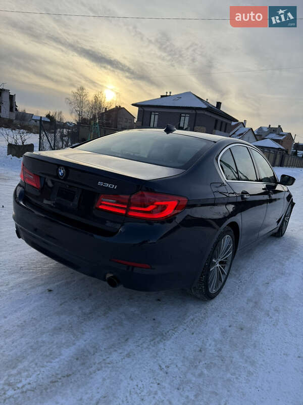 Седан BMW 5 Series 2017 в Львове