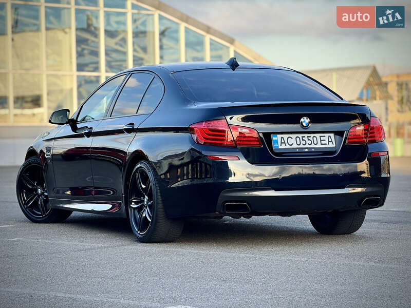 Седан BMW 5 Series 2015 в Киеве