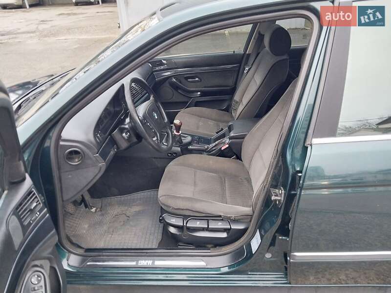 Седан BMW 5 Series 1999 в Николаеве