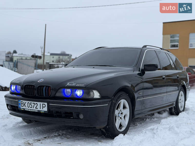 Универсал BMW 5 Series 2001 в Ровно