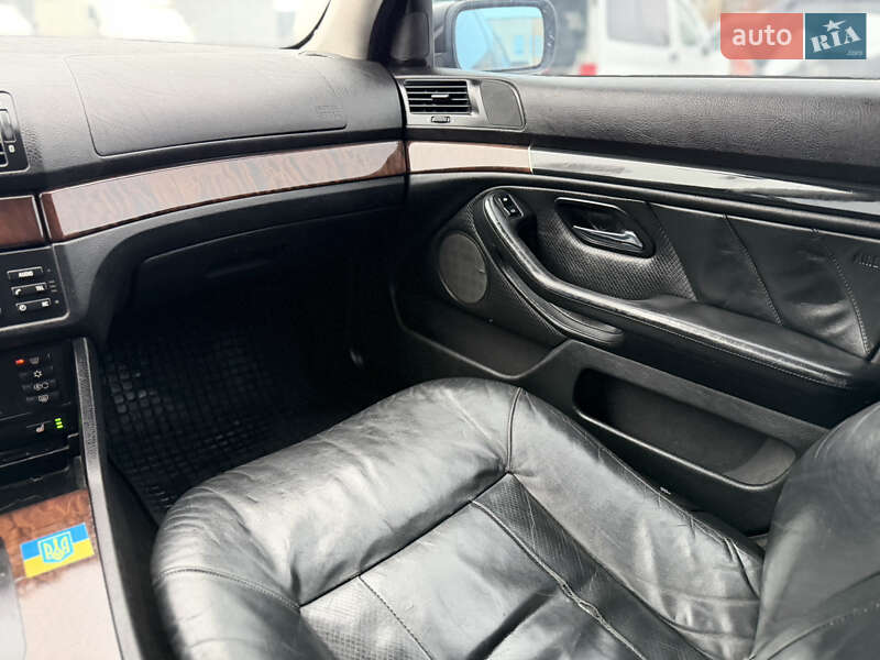 Универсал BMW 5 Series 2001 в Ровно