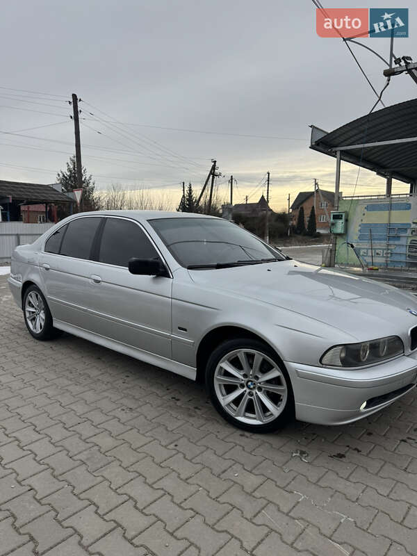 Седан BMW 5 Series 2000 в Черновцах фото Седан BMW 5 Series 2000 в Черновцах