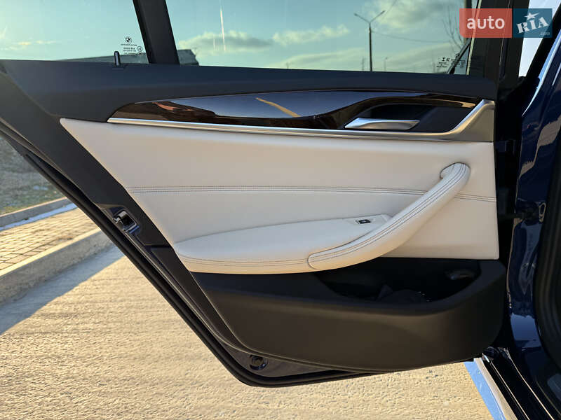 Седан BMW 5 Series 2018 в Николаеве