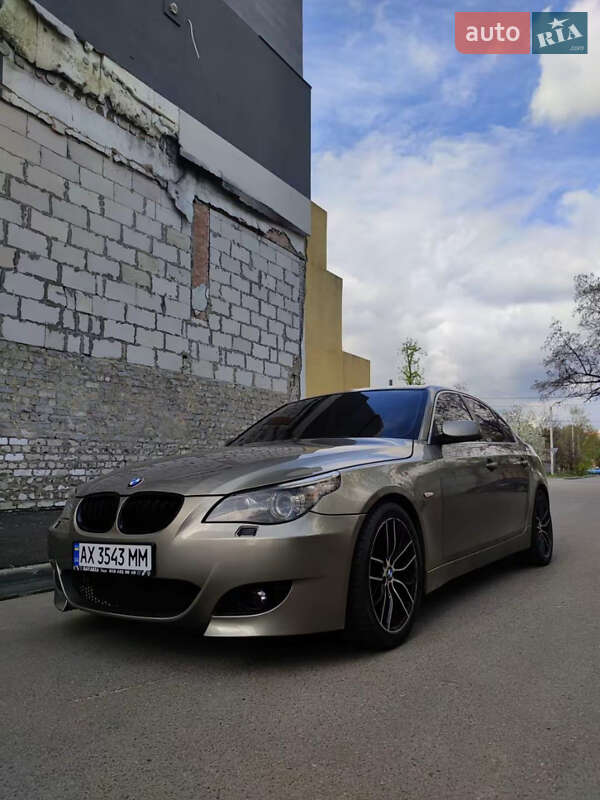 Седан BMW 5 Series 2004 в Харькове