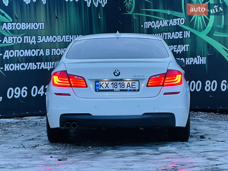 Седан BMW 5 Series 2011 в Харкові