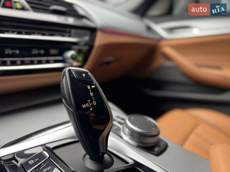 Универсал BMW 5 Series 2021 в Мукачево