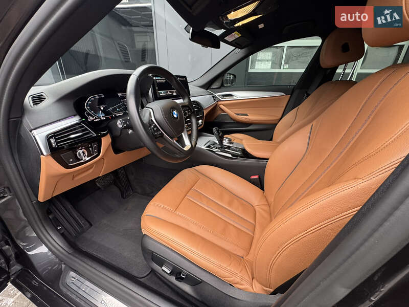 Универсал BMW 5 Series 2021 в Мукачево