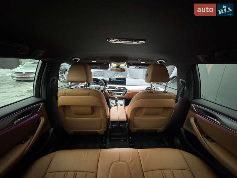 Универсал BMW 5 Series 2021 в Мукачево