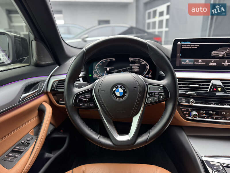 Универсал BMW 5 Series 2021 в Мукачево