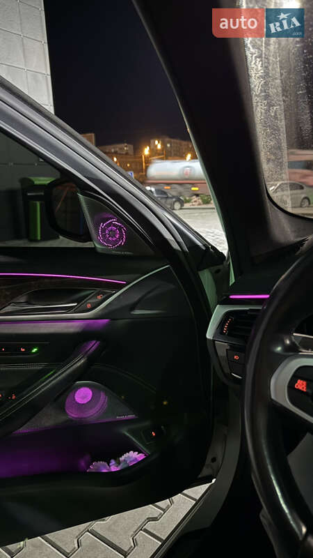 Седан BMW 5 Series 2017 в Киеве