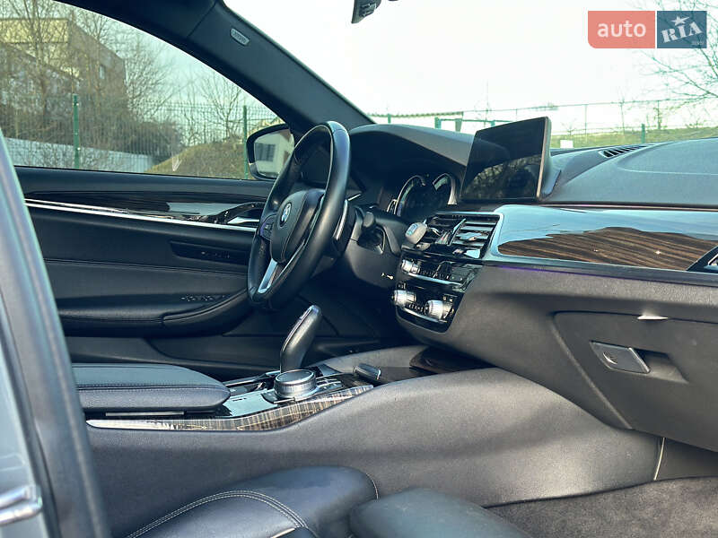 Седан BMW 5 Series 2017 в Ужгороде фото 14 Седан BMW 5 Series 2017 в Ужгороде