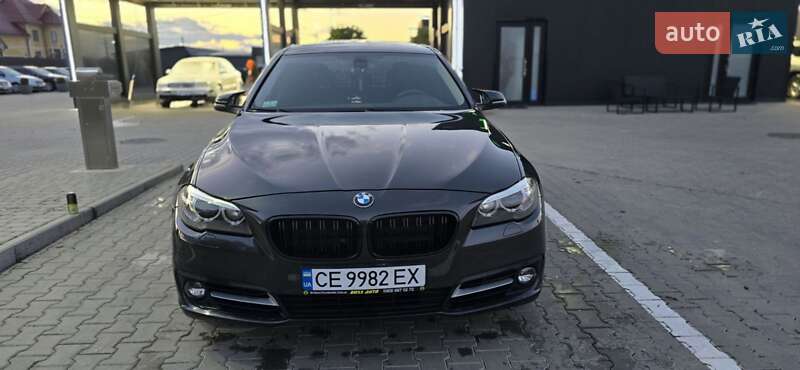 Седан BMW 5 Series 2015 в Чернівцях