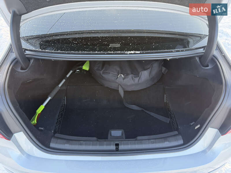 Седан BMW 5 Series 2019 в Ровно фото 18 Седан BMW 5 Series 2019 в Ровно