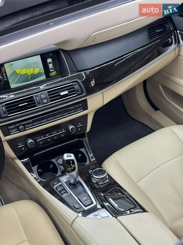 Седан BMW 5 Series 2013 в Кременчуге