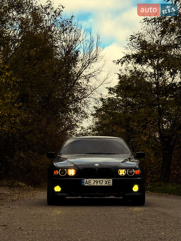 Седан BMW 5 Series 2002 в Днепре