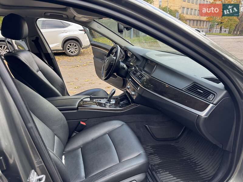 Седан BMW 5 Series 2014 в Львове