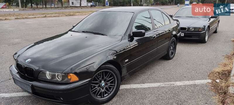 Седан BMW 5 Series 2002 в Кропивницькому
