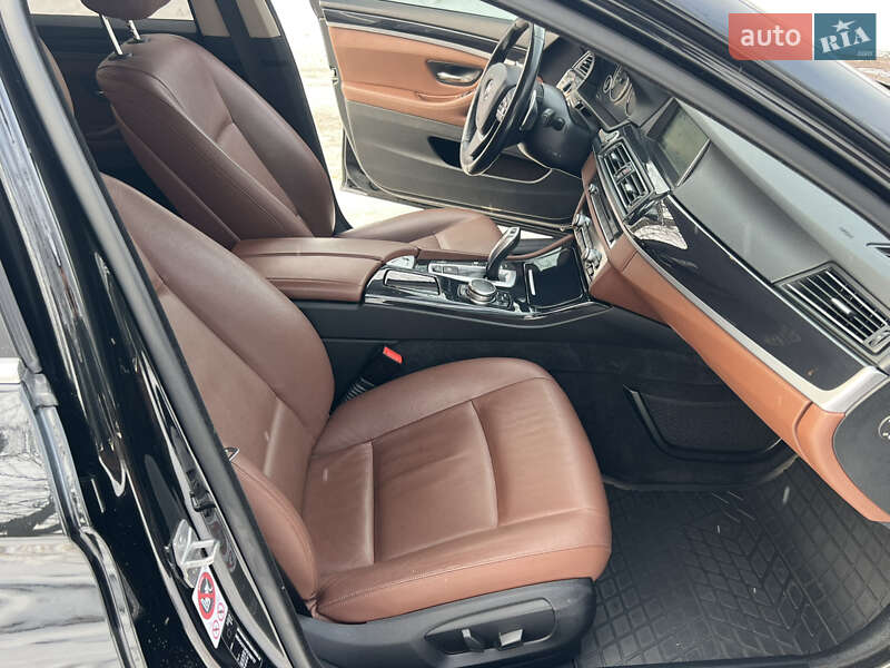 Седан BMW 5 Series 2016 в Киеве