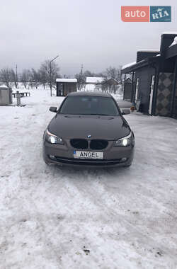 Седан BMW 5 Series 2004 в Мукачевому